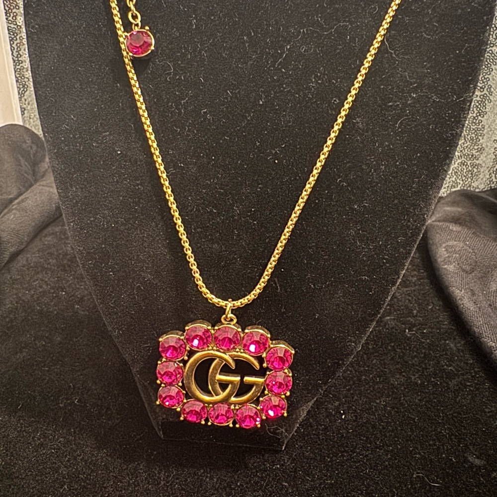 Gucci Gold GG Marmont Necklace with Pink Gemstones